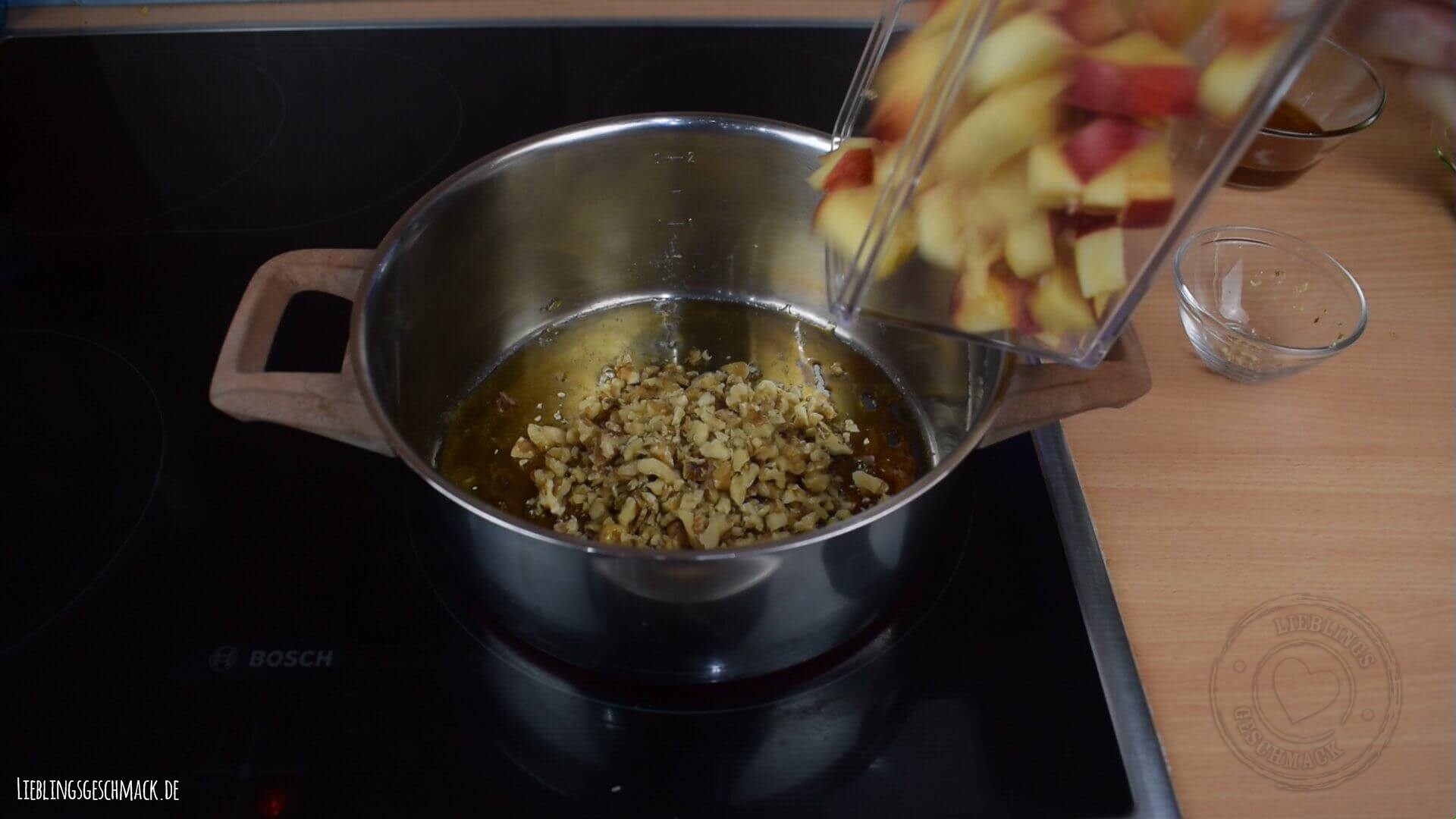 Apfel Walnuss Dessert - Rezept - Lieblingsgeschmack.de