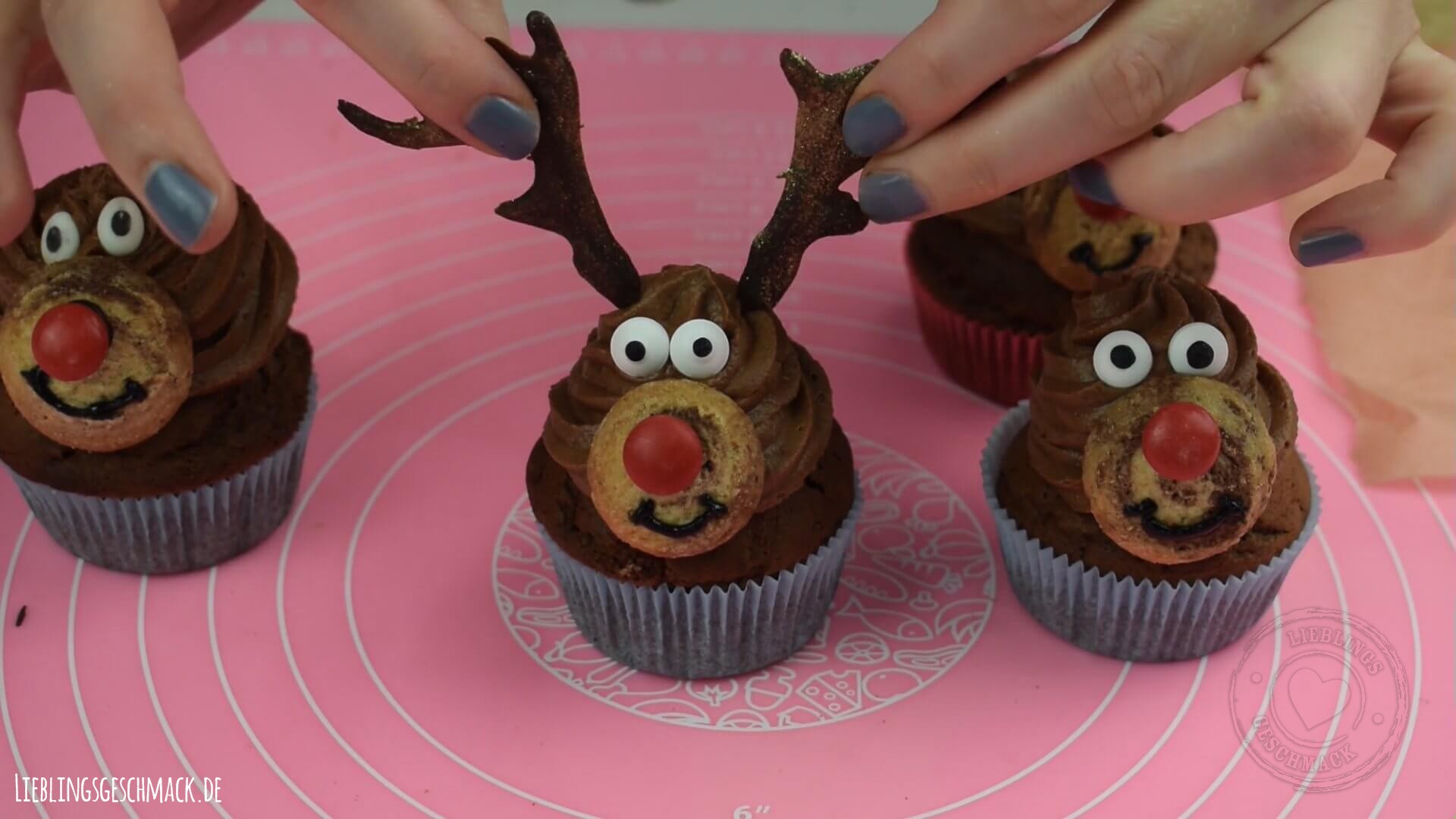 Rentier Muffins - Weihnachts Rezept - Lieblingsgeschmack.de