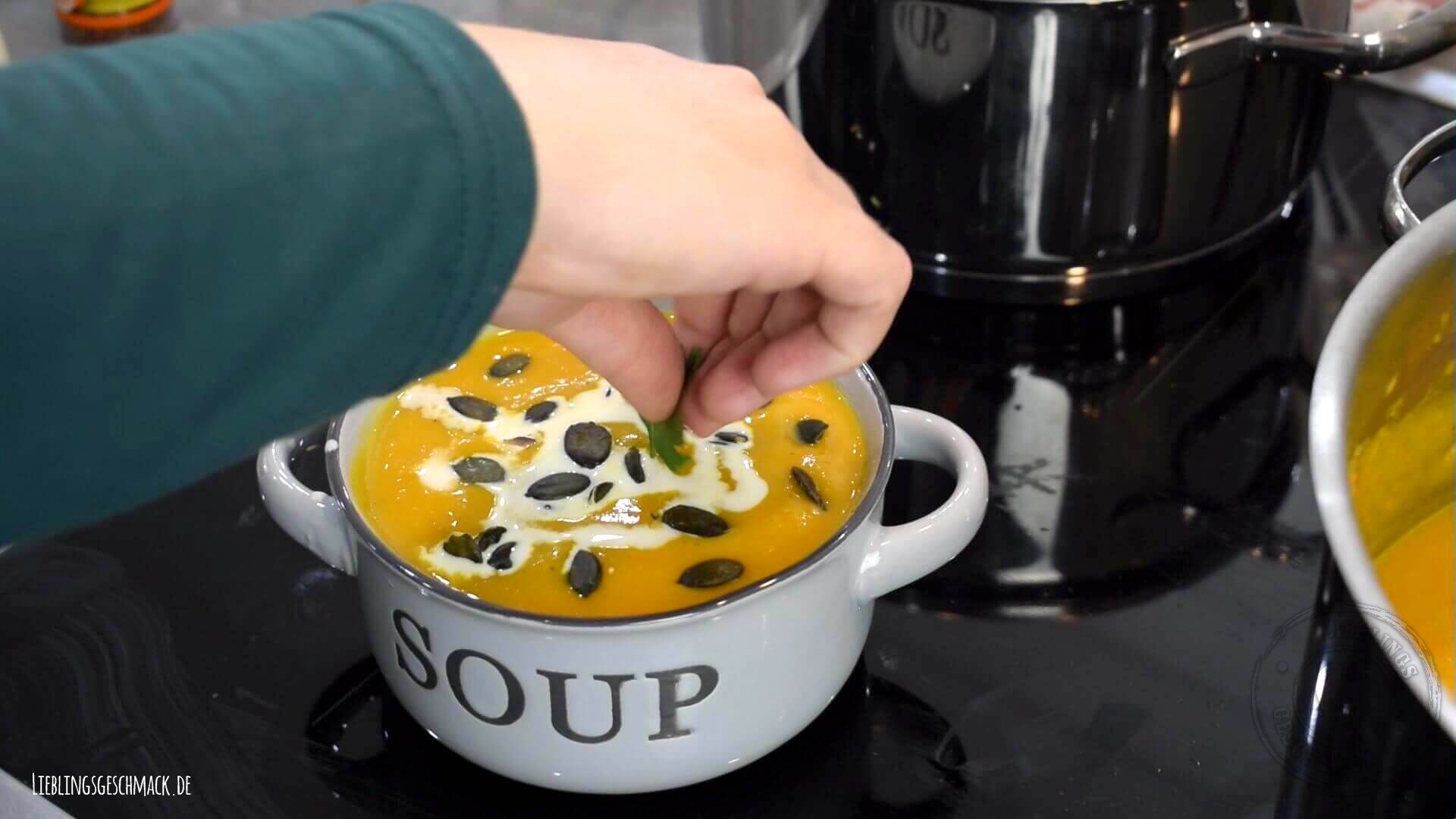 cremige Kürbissuppe - Rezept - Lieblingsgeschmack.de